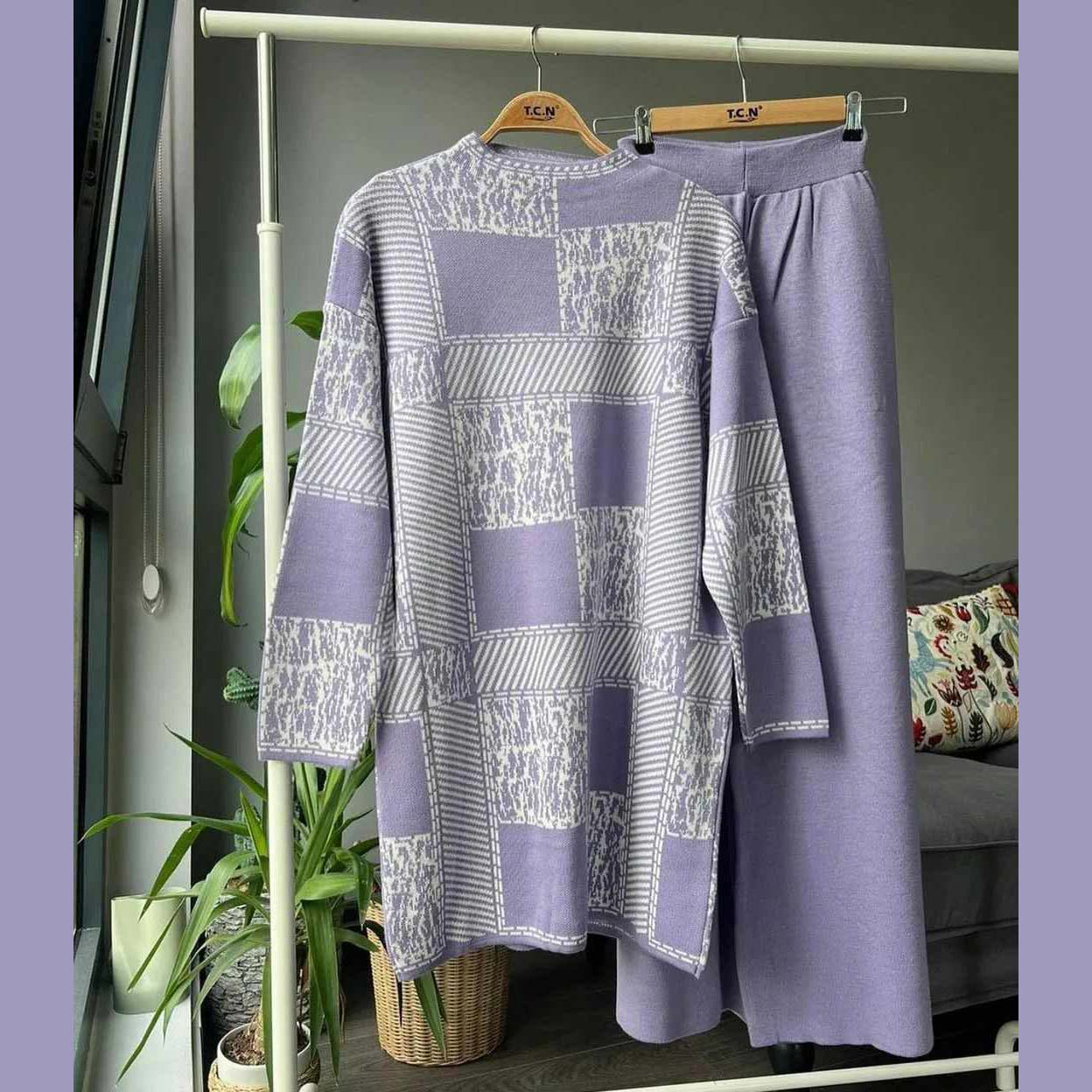 Texture Printed Long Premium Quality Winter 2-Pcs Tracksuit For Her. WWTS-04 Secondary image